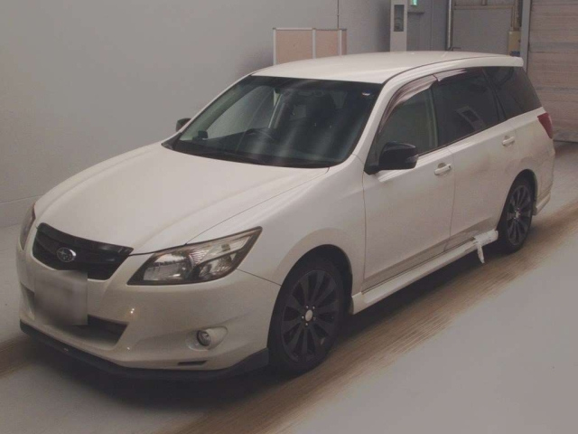 SUBARU EXIGA 2013