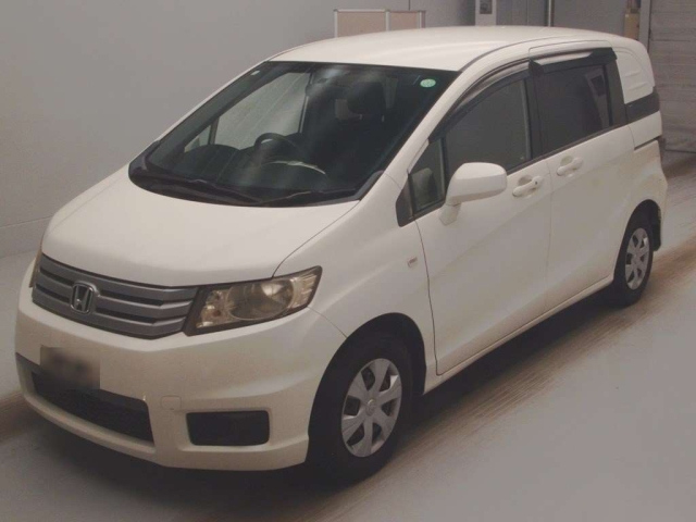 HONDA FREED 2010
