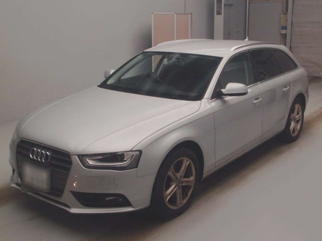 AUDI A4 2013