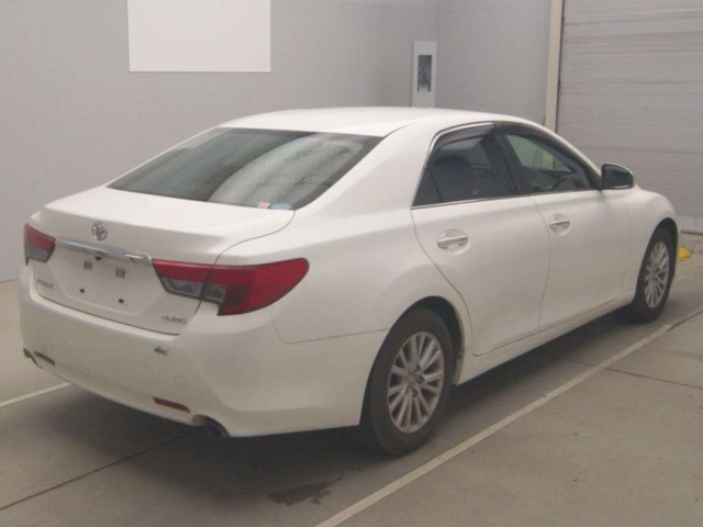 TOYOTA MARK X 2014