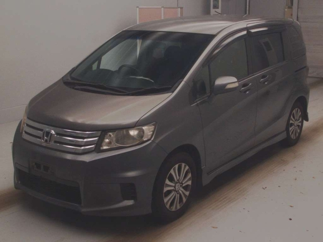 HONDA FREED 2012