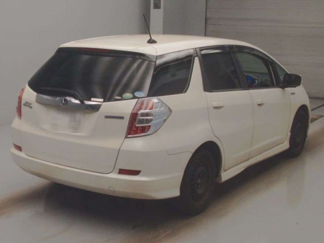 HONDA FIT SHUTTLE 2013