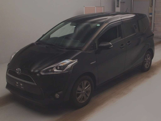 TOYOTA SIENTA 2016