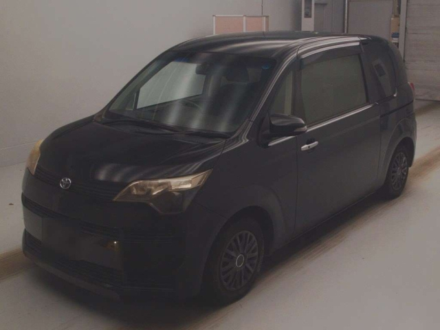 TOYOTA SPADE 2012