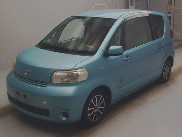 TOYOTA PORTE 2008