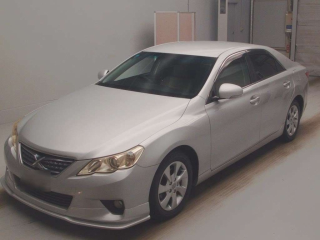 TOYOTA MARK X 2011