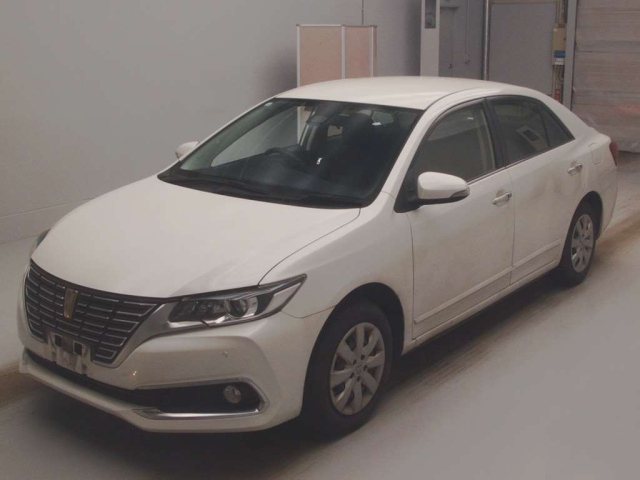 TOYOTA PREMIO 2020