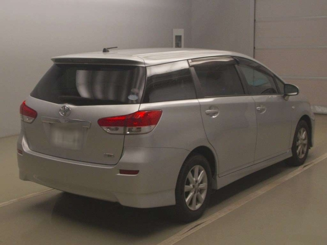 TOYOTA WISH 2009