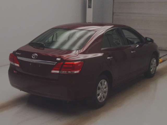 TOYOTA PREMIO 2020