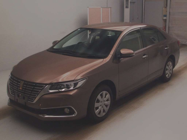 TOYOTA PREMIO 2020