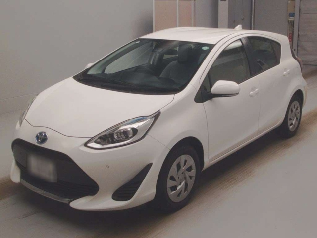 TOYOTA AQUA 2020
