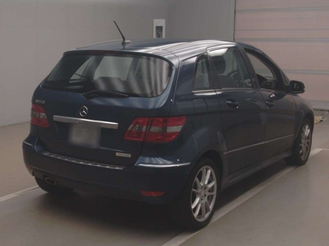 MERCEDES BENZ B CLASS 2009
