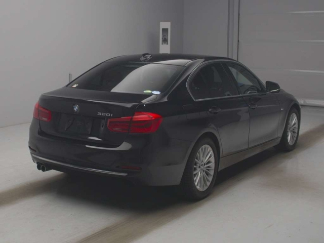 BMW 3 SERIES 2018