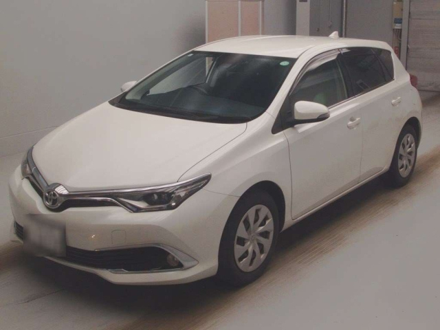 TOYOTA AURIS 2017