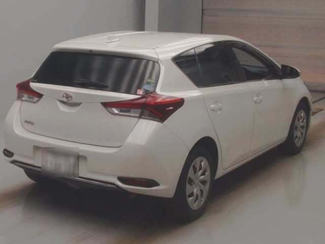 TOYOTA AURIS 2017