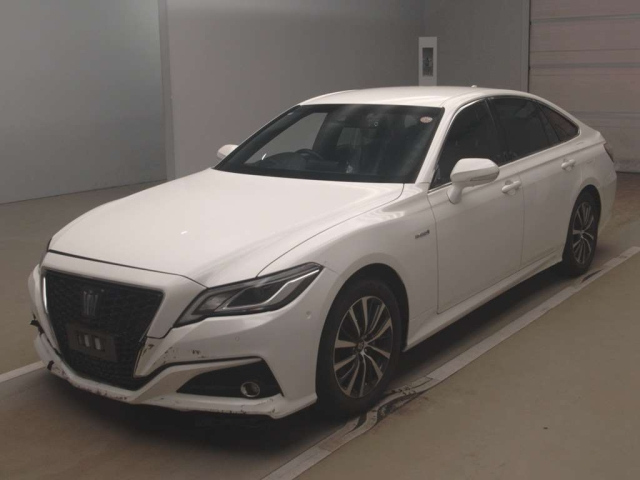 TOYOTA CROWN 2020