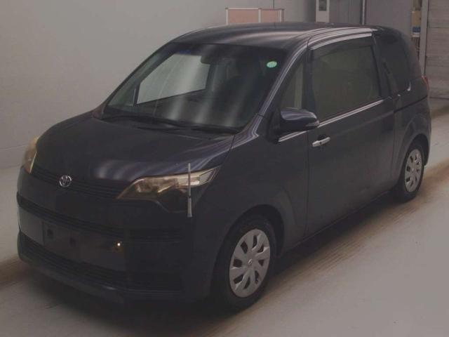 TOYOTA SPADE 2012