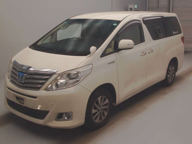 TOYOTA ALPHARD 2013