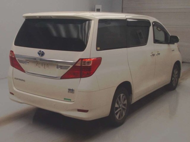 TOYOTA ALPHARD 2013