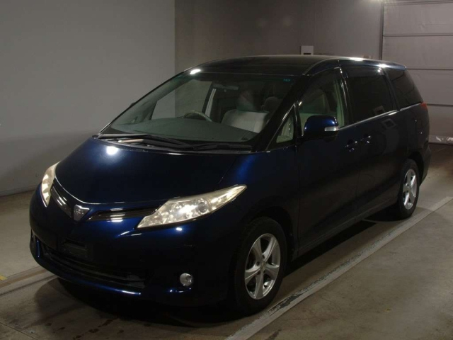 TOYOTA ESTIMA 2010