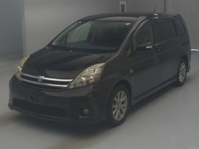 TOYOTA ISIS 2008