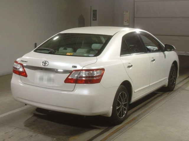 TOYOTA PREMIO 2016