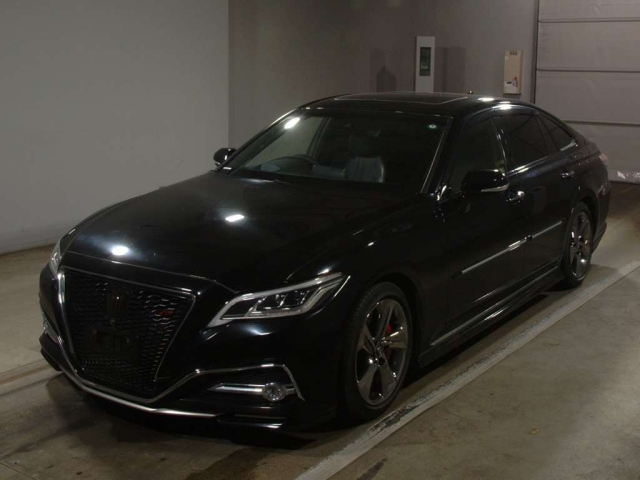 TOYOTA CROWN 2018