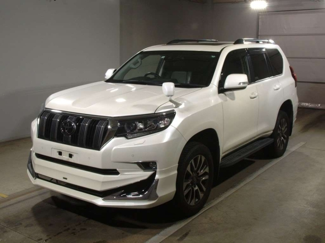 TOYOTA LAND CRUISER PRADO 2022
