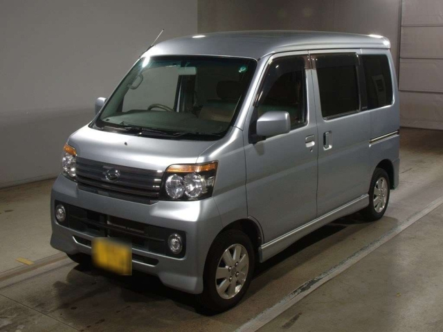 DAIHATSU ATRAI WAGON 2011