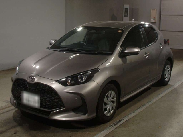 TOYOTA YARIS 2024