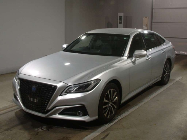TOYOTA CROWN 2020