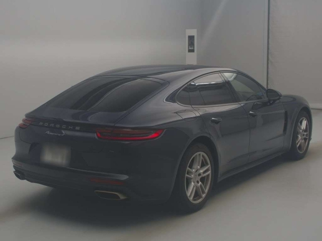 PORSCHE PANAMERA 2019