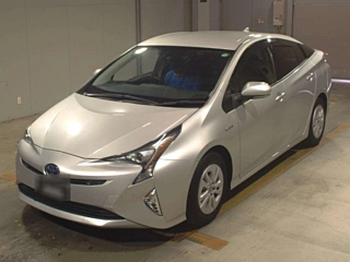 TOYOTA PRIUS 2018