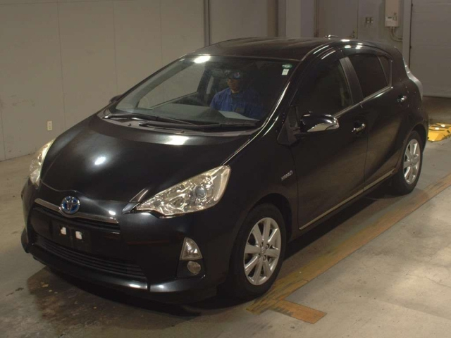 TOYOTA AQUA 2014