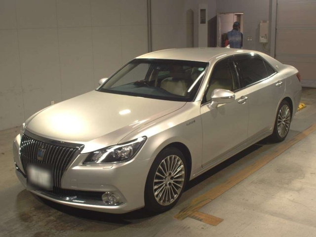 TOYOTA CROWN 2014