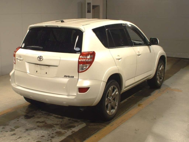 TOYOTA RAV4 2013