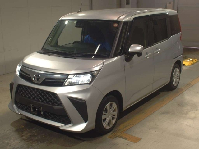 TOYOTA ROOMY 2023