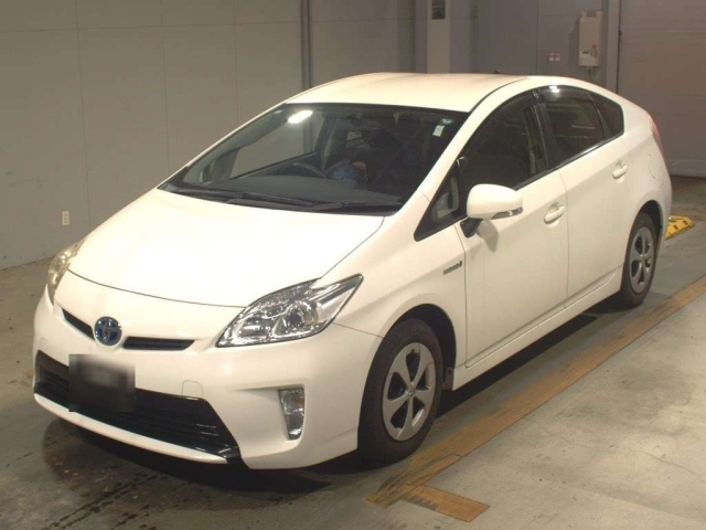 TOYOTA PRIUS 2014