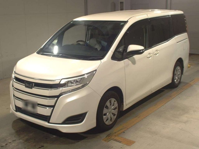 TOYOTA NOAH 2020
