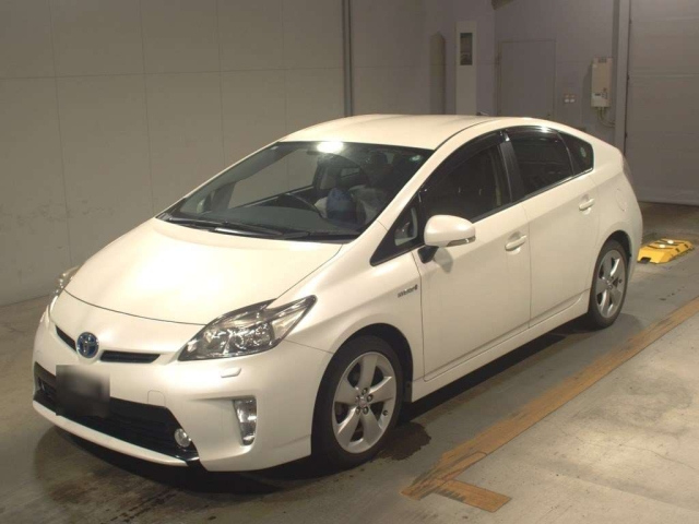 TOYOTA PRIUS 2013
