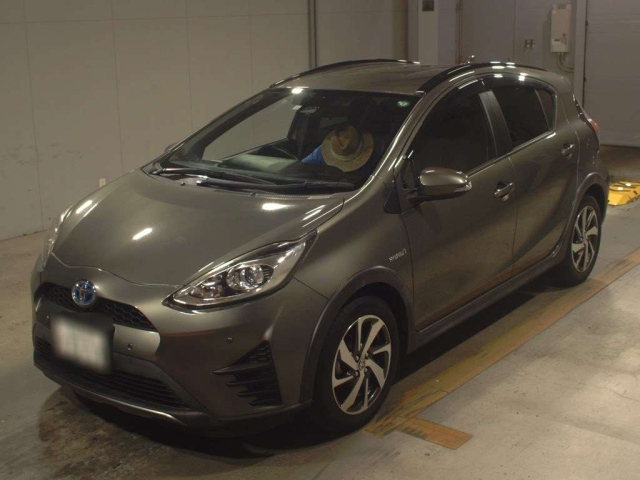 TOYOTA AQUA 2018