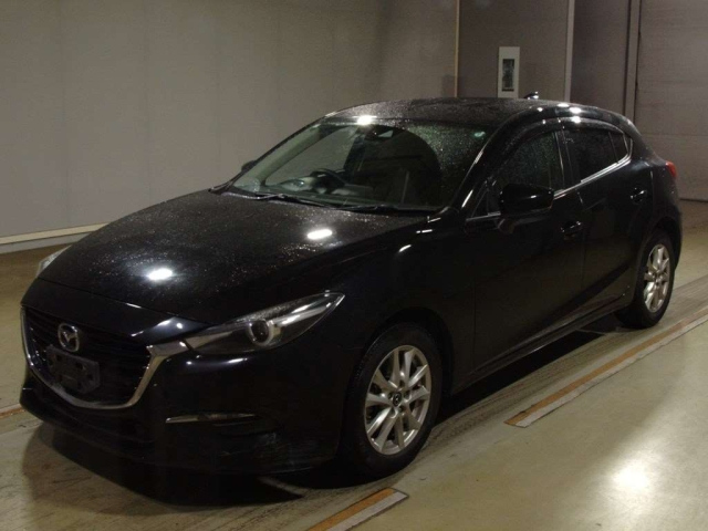 MAZDA AXELA 2017