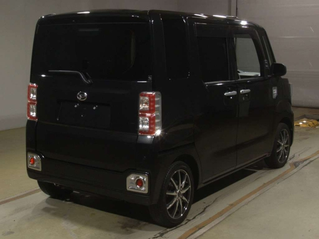 DAIHATSU WAKE 2020