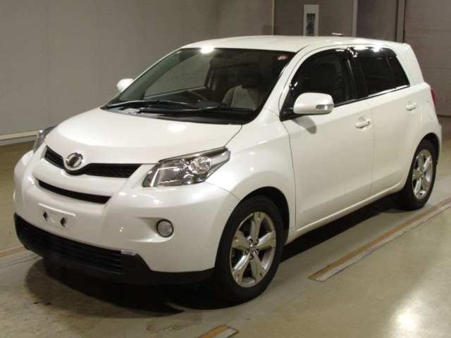 TOYOTA IST 2008