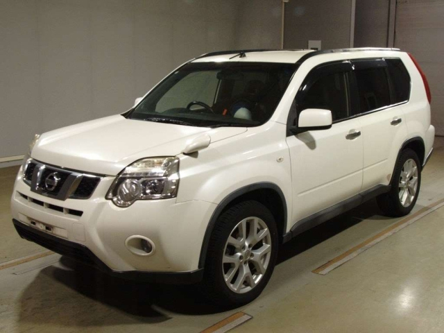 NISSAN X-TRAIL 2013