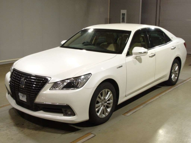 TOYOTA CROWN 2013