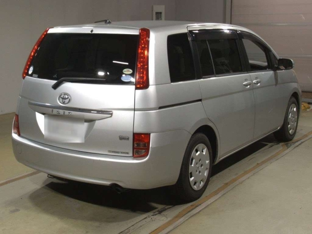TOYOTA ISIS 2010