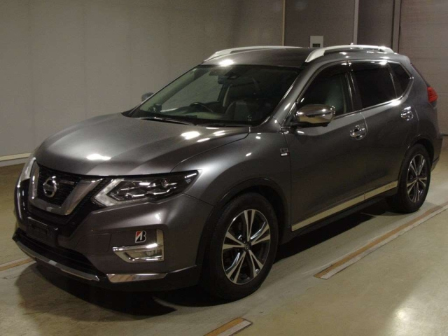 NISSAN X-TRAIL 2019