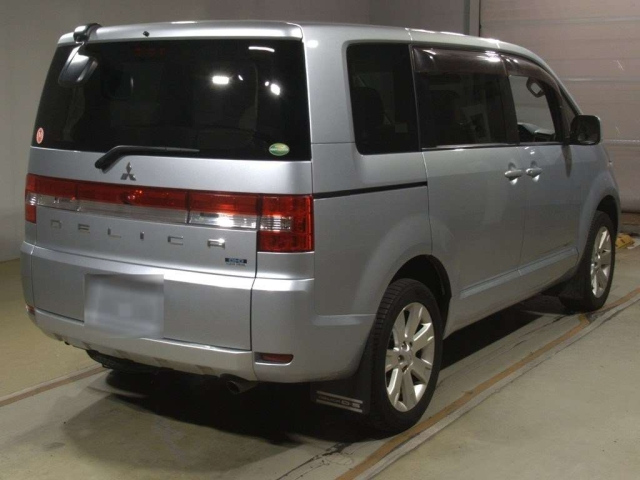 MITSUBISHI DELICA D5 2014