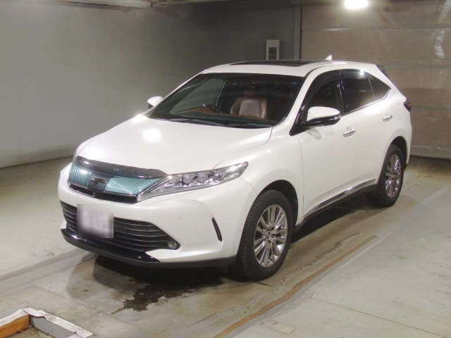 TOYOTA HARRIER 2019